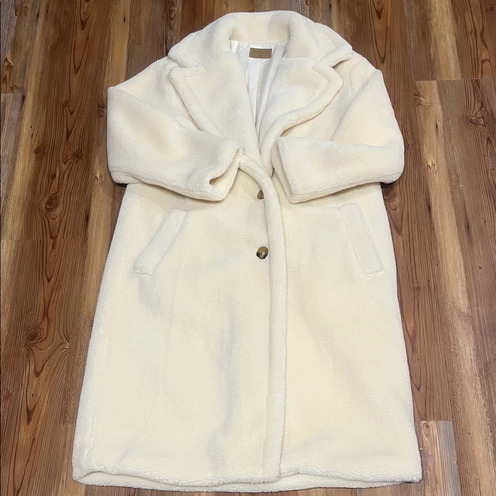 Women's Nikita Fluffy Teddy Coat
